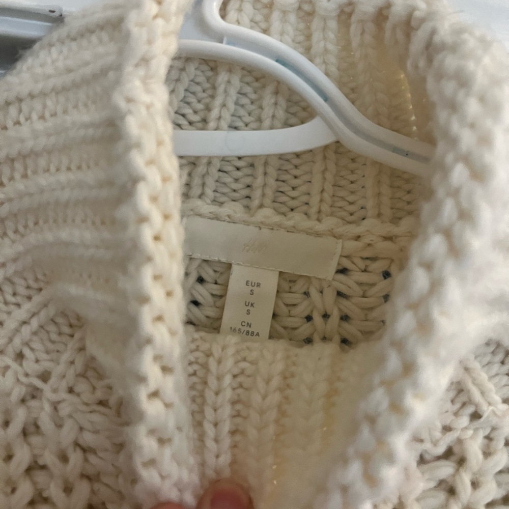 H&M Chunky Turtleneck Sweater White - Picture 3 of 4